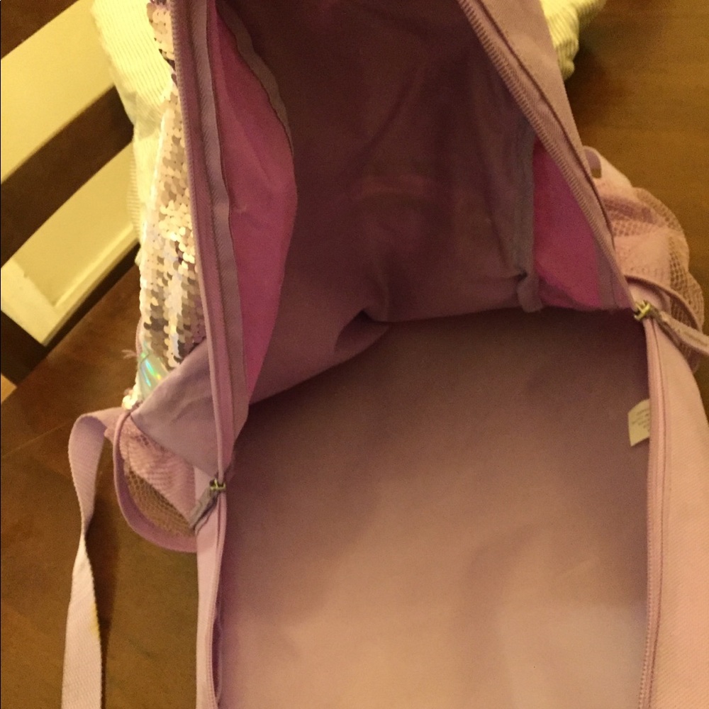 Backpack - Picture 5 of 5